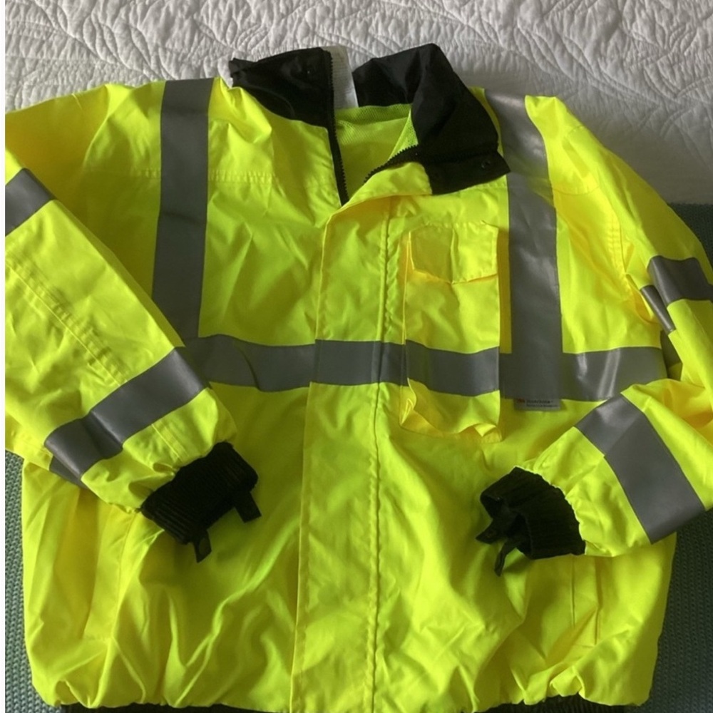 Men's High-Visibility Yellow Safety Jacket